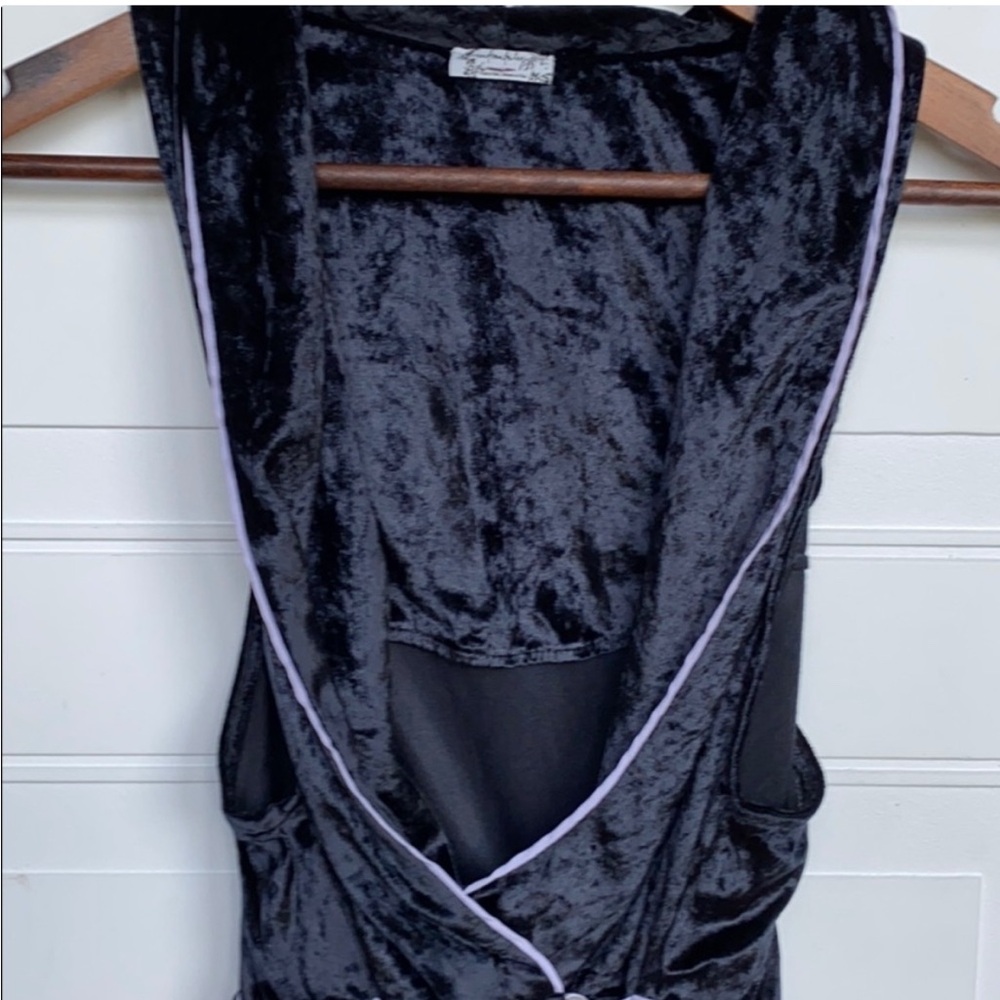 Free People Late Night Crushed Velvet Wrap Top Black Size Small - Picture 6 of 8